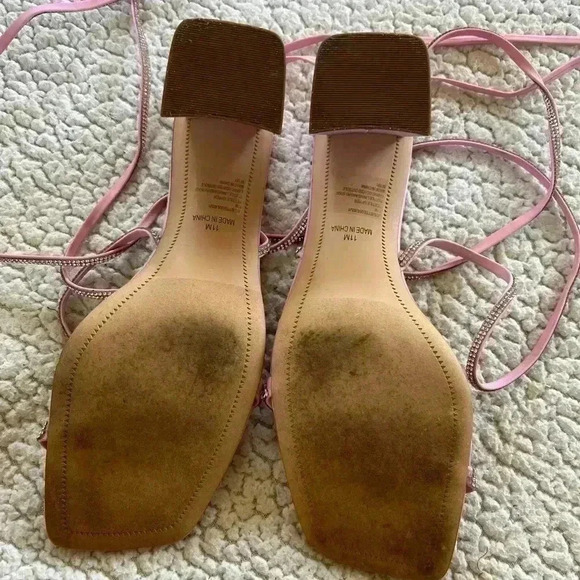 Madden Girl Chunky Sandal Embellished Heels size 11 - Picture 2 of 3